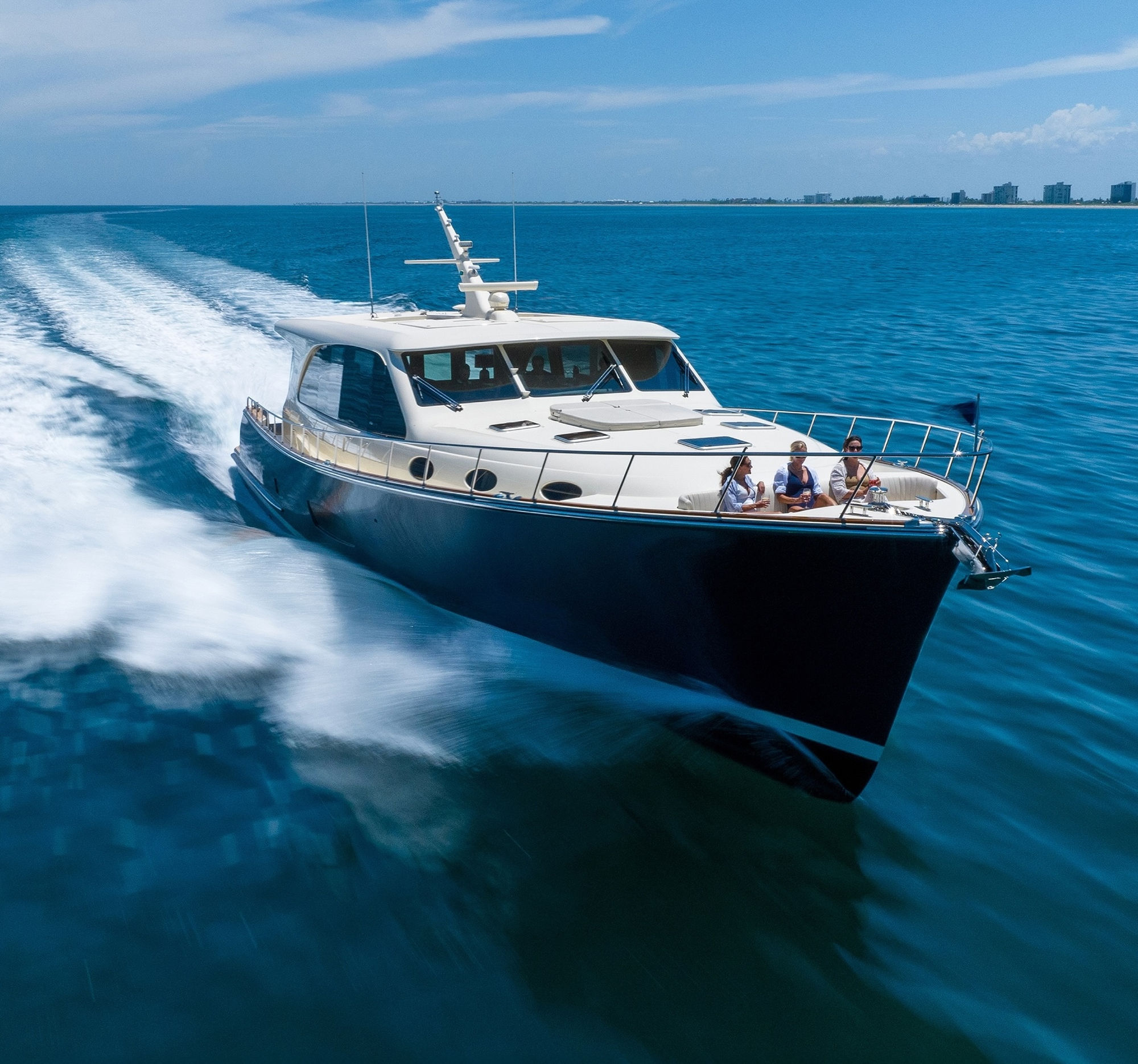Palm Beach Motor Yachts